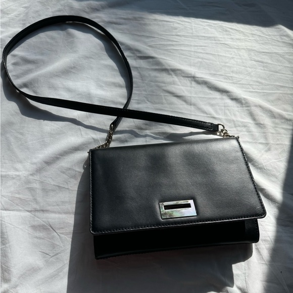Kate Spade Crossbody Shoulder Bag - Black, Gold, Sleek modern envelope style - Picture 4 of 9